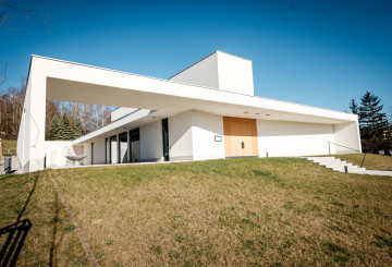 Smuteční obřadní síň - Valašské Meziříčí